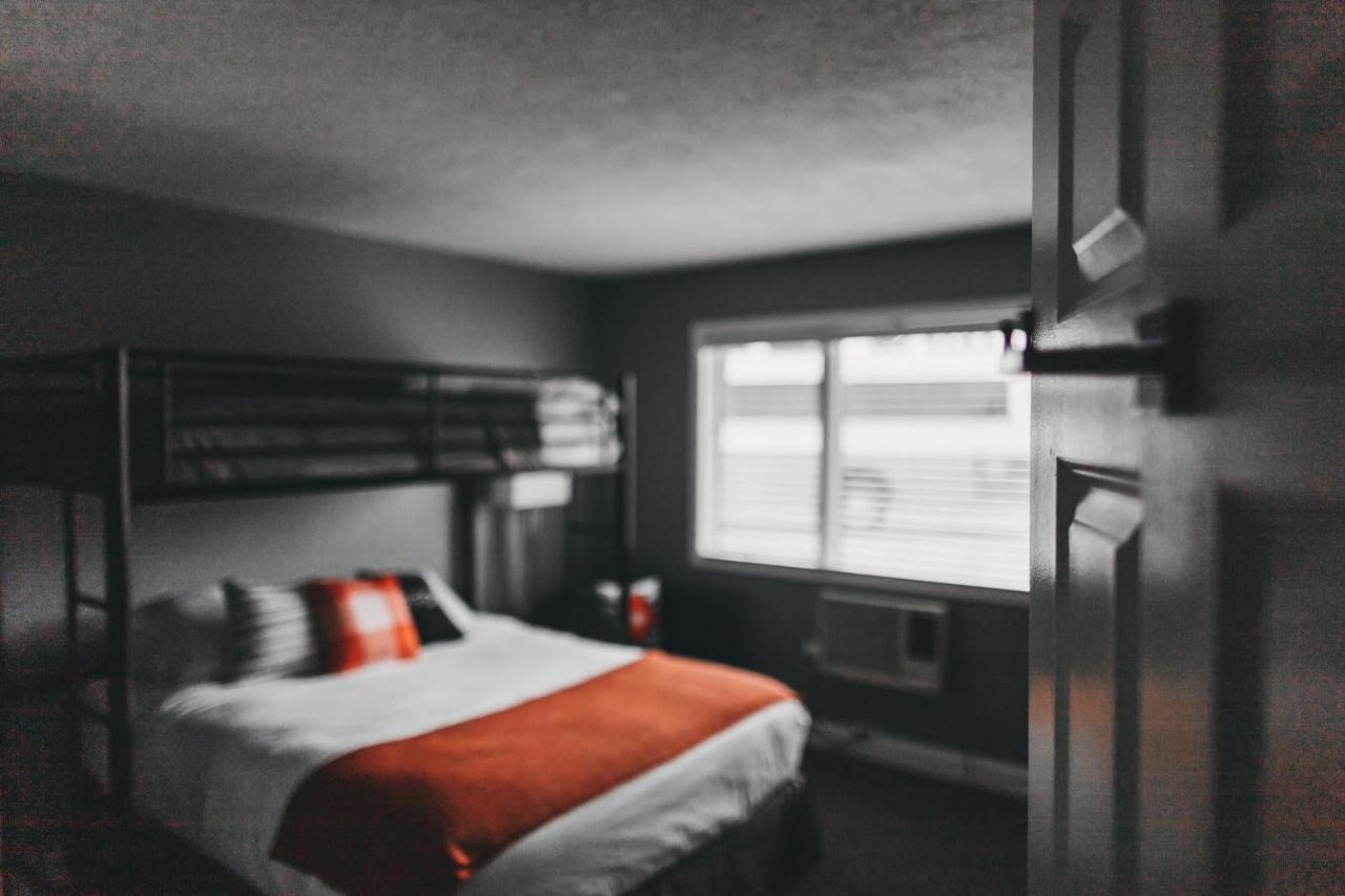Hotel Rapids Grand Rapids Ngoại thất bức ảnh
